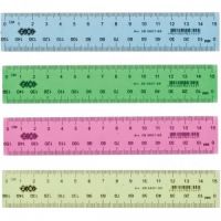 Линейка пластиковая